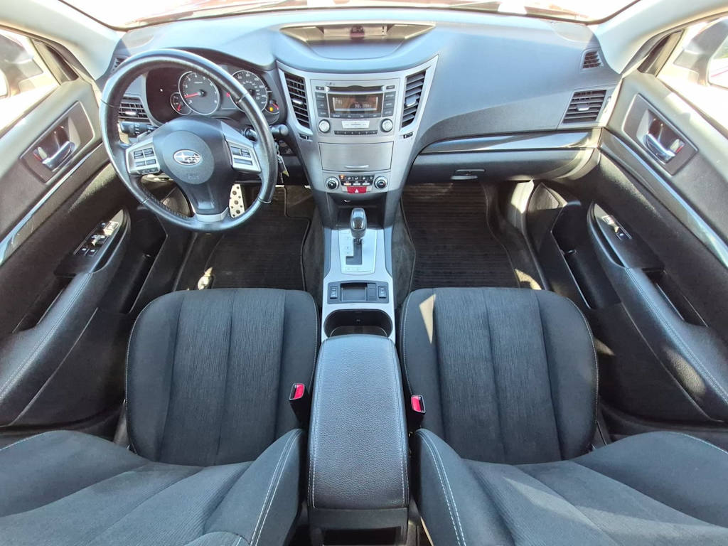 Thumbnail: 2013 Subaru Legacy - 9