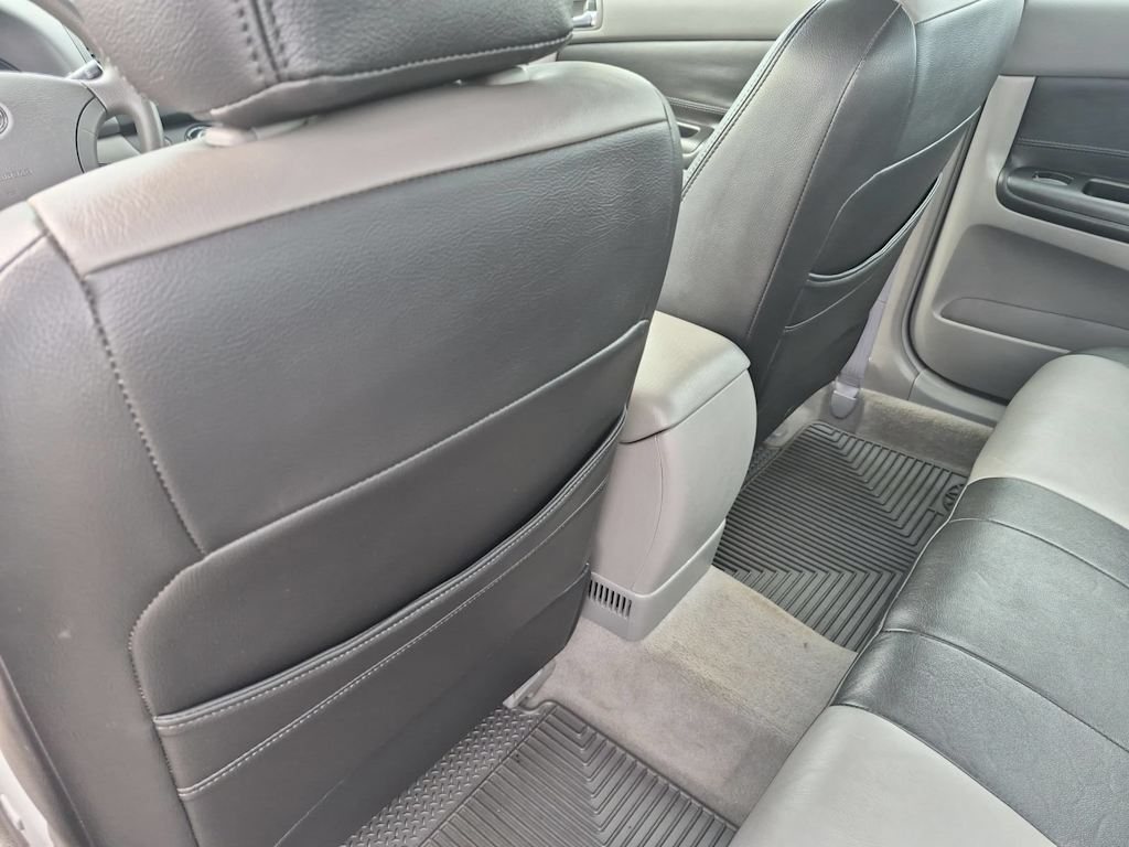 Thumbnail: 2005 Toyota Camry - 12