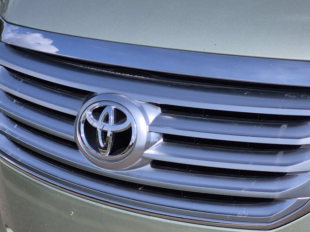 Thumbnail: 2008 Toyota Avalon - 7