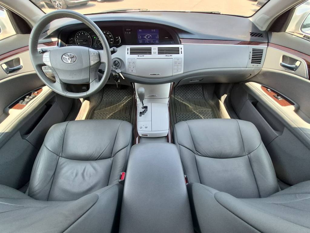Thumbnail: 2008 Toyota Avalon - 8