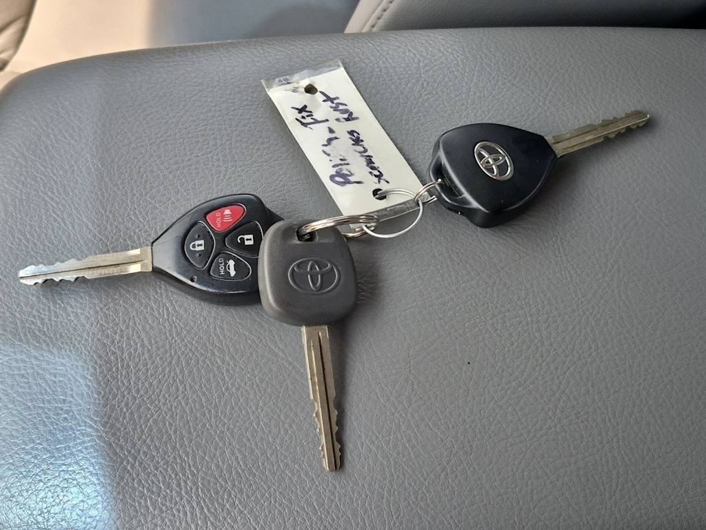 Thumbnail: 2008 Toyota Avalon - 17