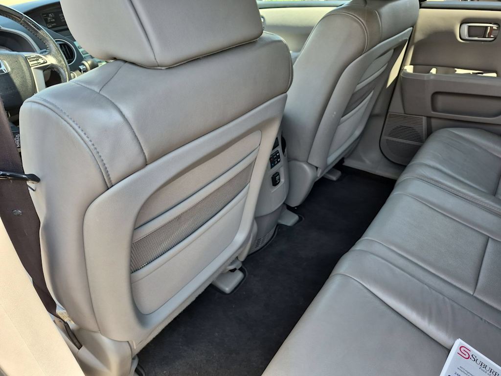 Thumbnail: 2011 Honda Pilot - 12