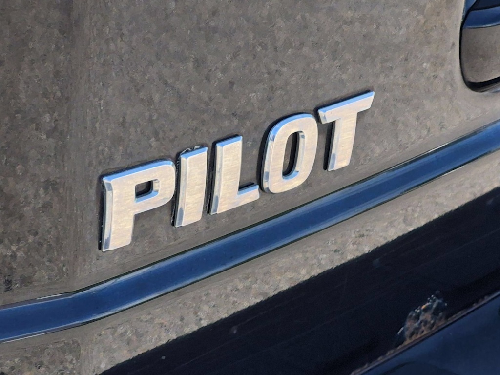 Thumbnail: 2011 Honda Pilot - 7