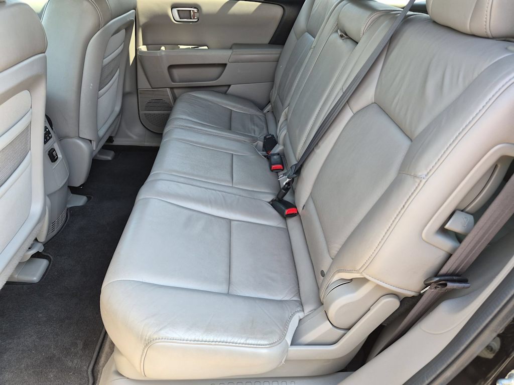 Thumbnail: 2011 Honda Pilot - 26