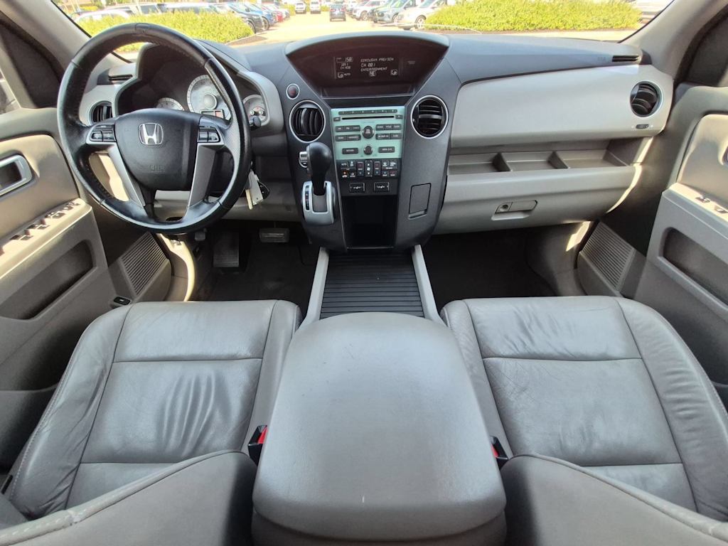 Thumbnail: 2011 Honda Pilot - 9