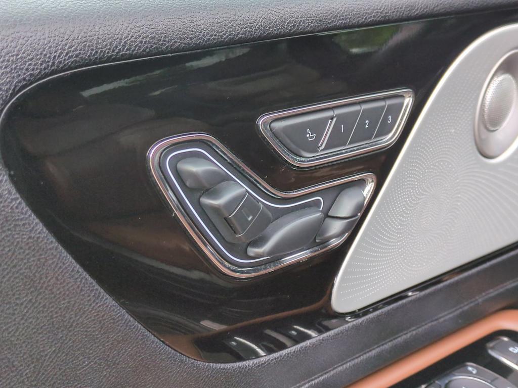 Thumbnail: 2022 Lincoln Aviator - 6