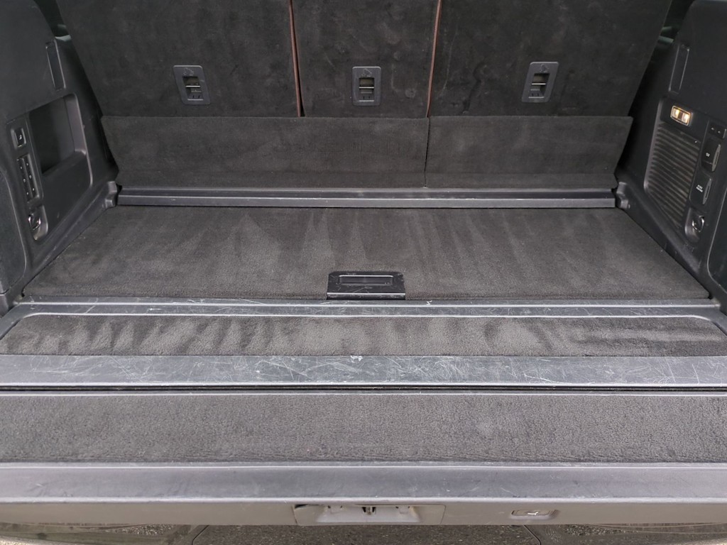 Thumbnail: 2025 Lincoln Navigator - 10