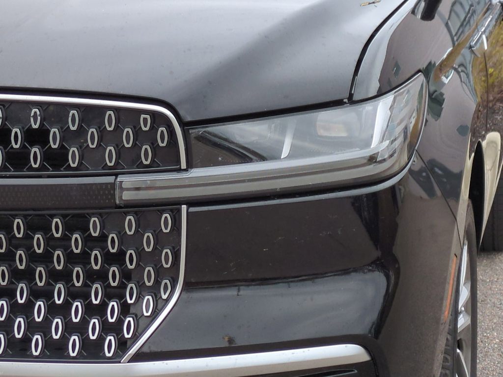Thumbnail: 2025 Lincoln Navigator - 16