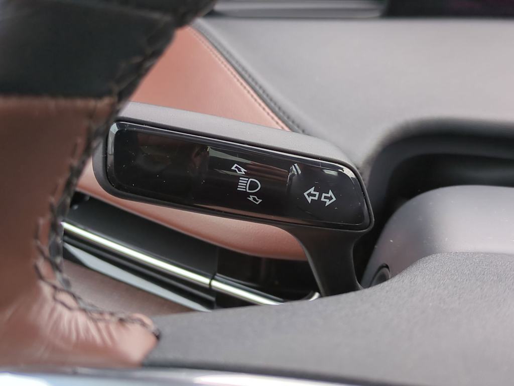 Thumbnail: 2025 Lincoln Navigator - 11