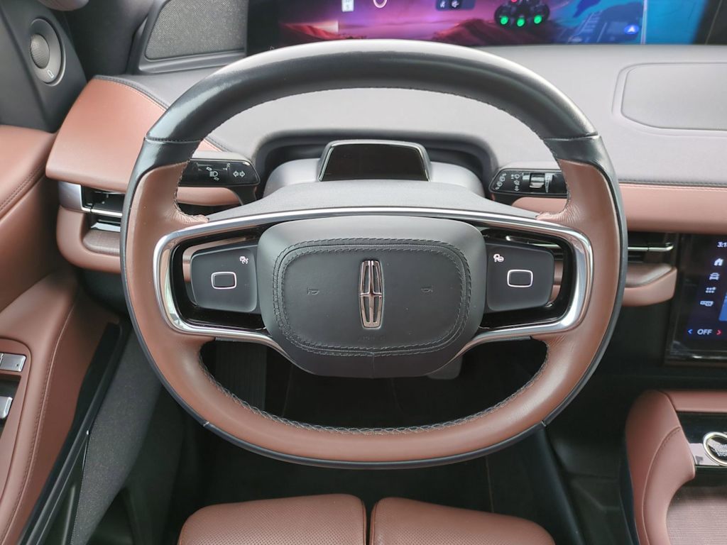 Thumbnail: 2025 Lincoln Navigator - 6