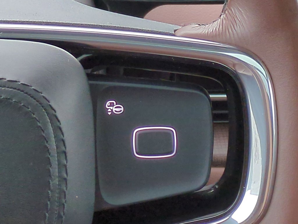 Thumbnail: 2025 Lincoln Navigator - 9