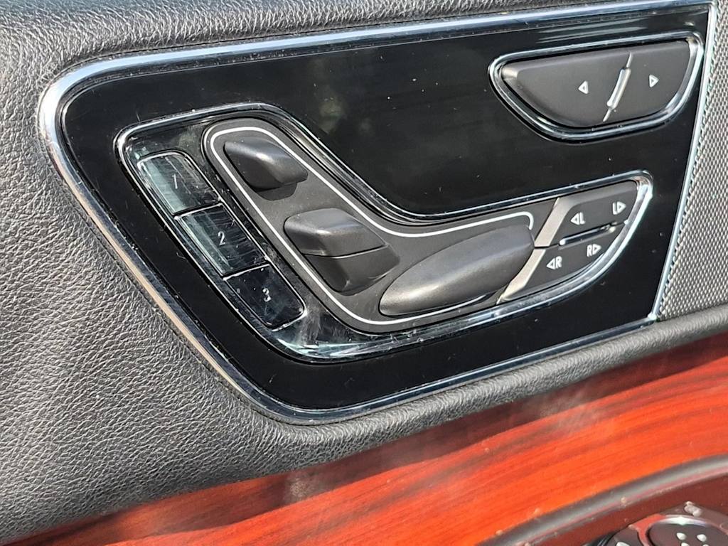 Thumbnail: 2018 Lincoln Navigator - 24