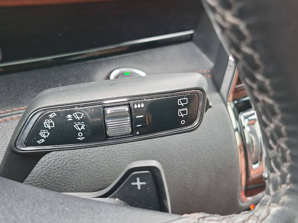 Thumbnail: 2021 Lincoln Navigator - 31
