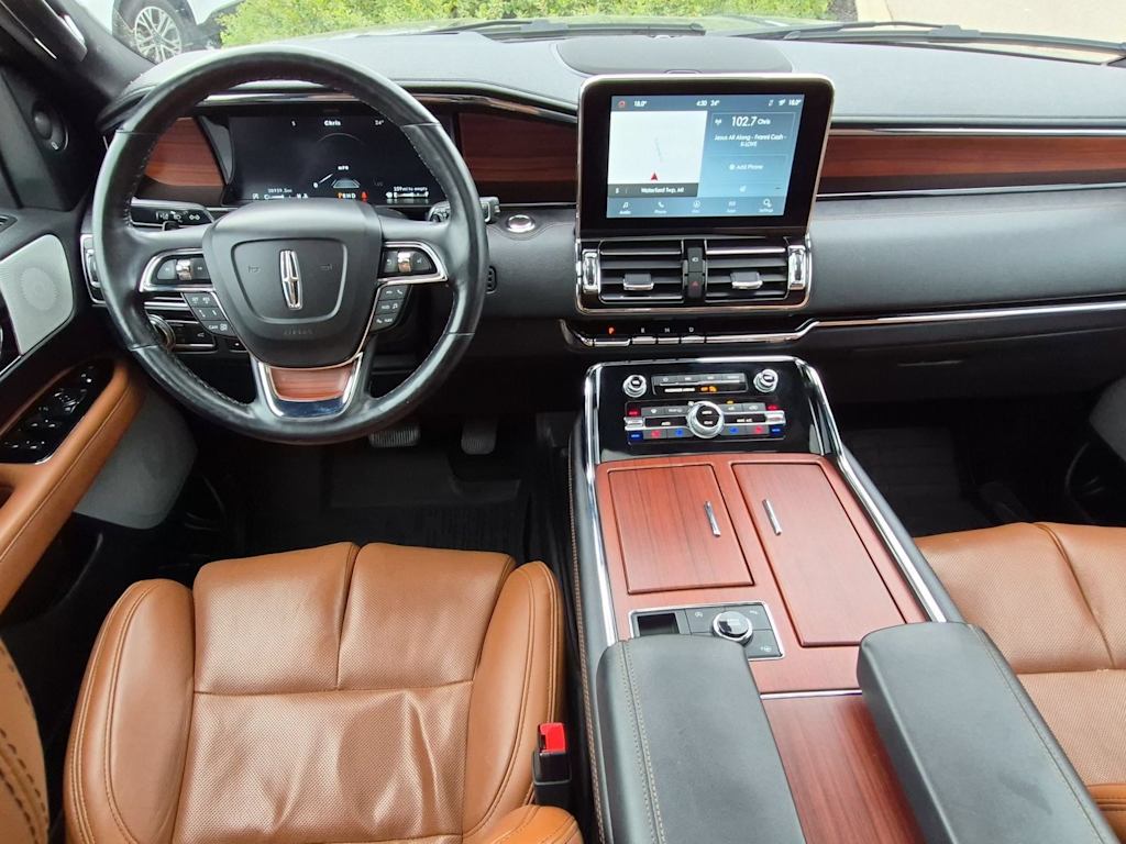 Thumbnail: 2021 Lincoln Navigator - 9