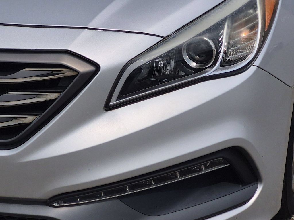 Thumbnail: 2016 Hyundai Sonata - 24