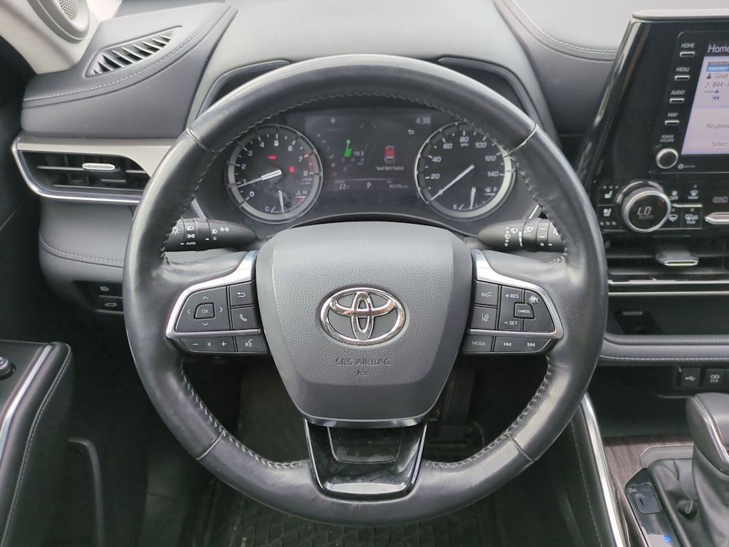 Thumbnail: 2021 Toyota Highlander - 10