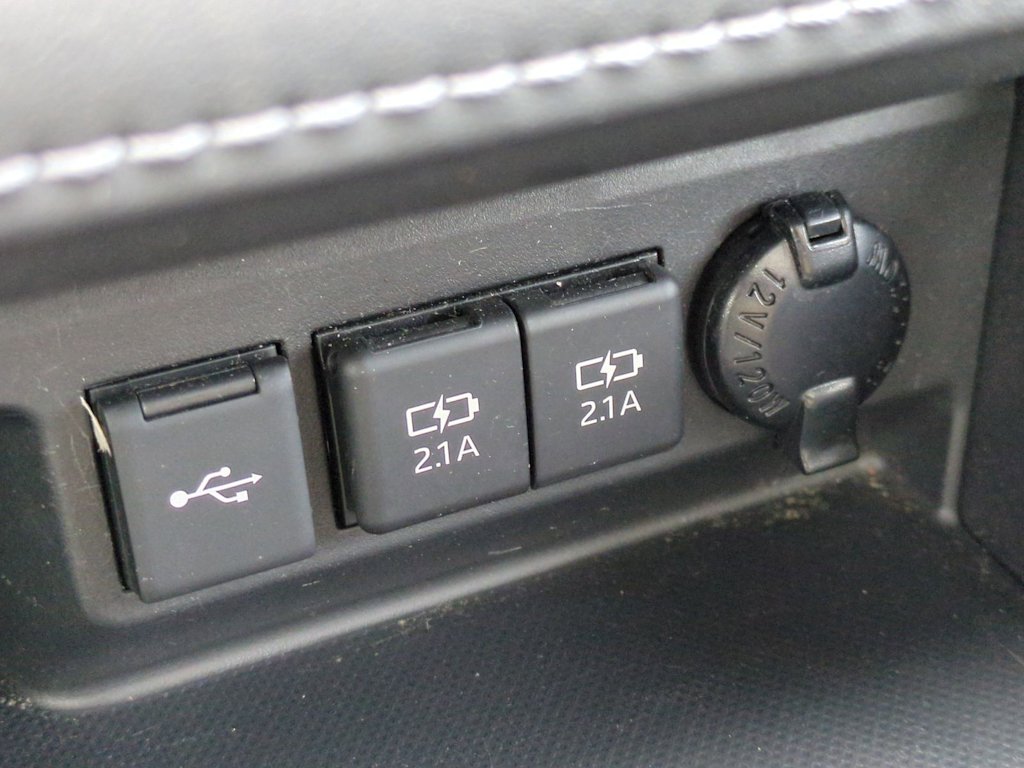 Thumbnail: 2021 Toyota Highlander - 32