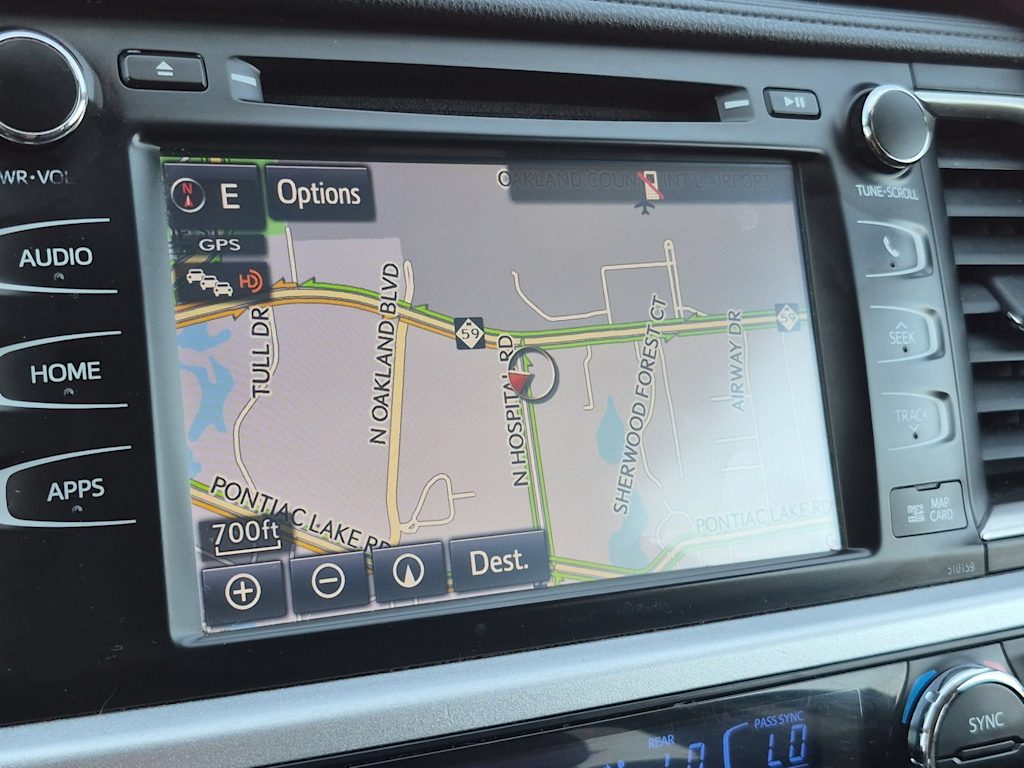 Thumbnail: 2016 Toyota Highlander - 34