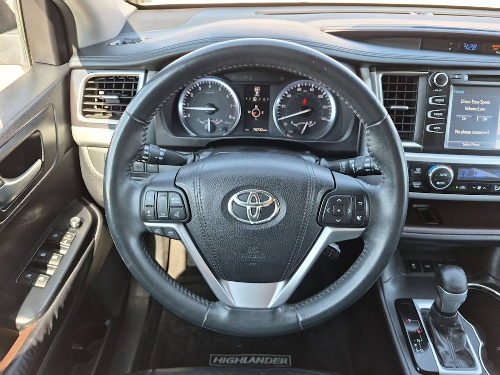 Thumbnail: 2016 Toyota Highlander - 13
