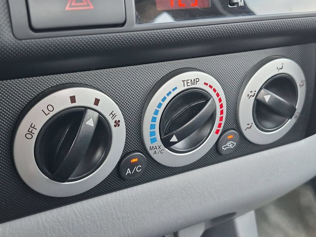 Thumbnail: 2009 Toyota Tacoma - 29