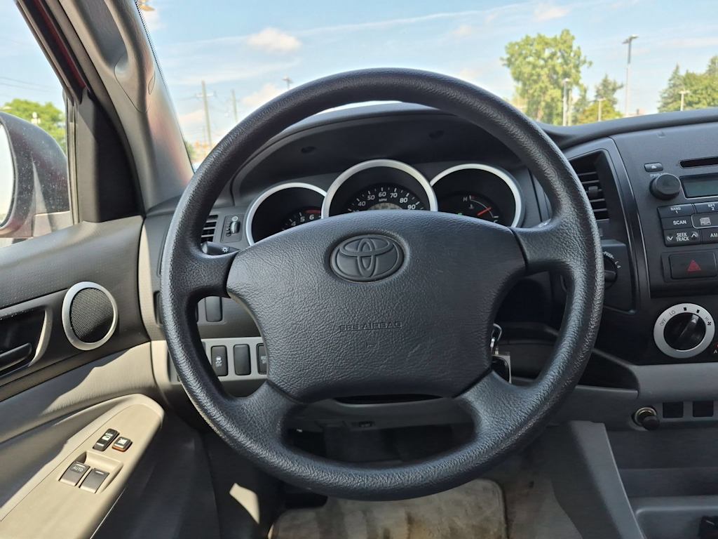 Thumbnail: 2009 Toyota Tacoma - 11
