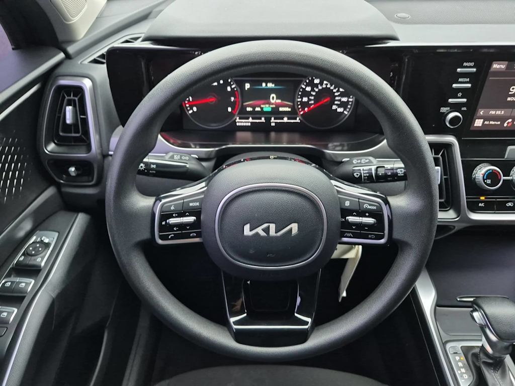 Thumbnail: 2023 Kia Sorento - 13