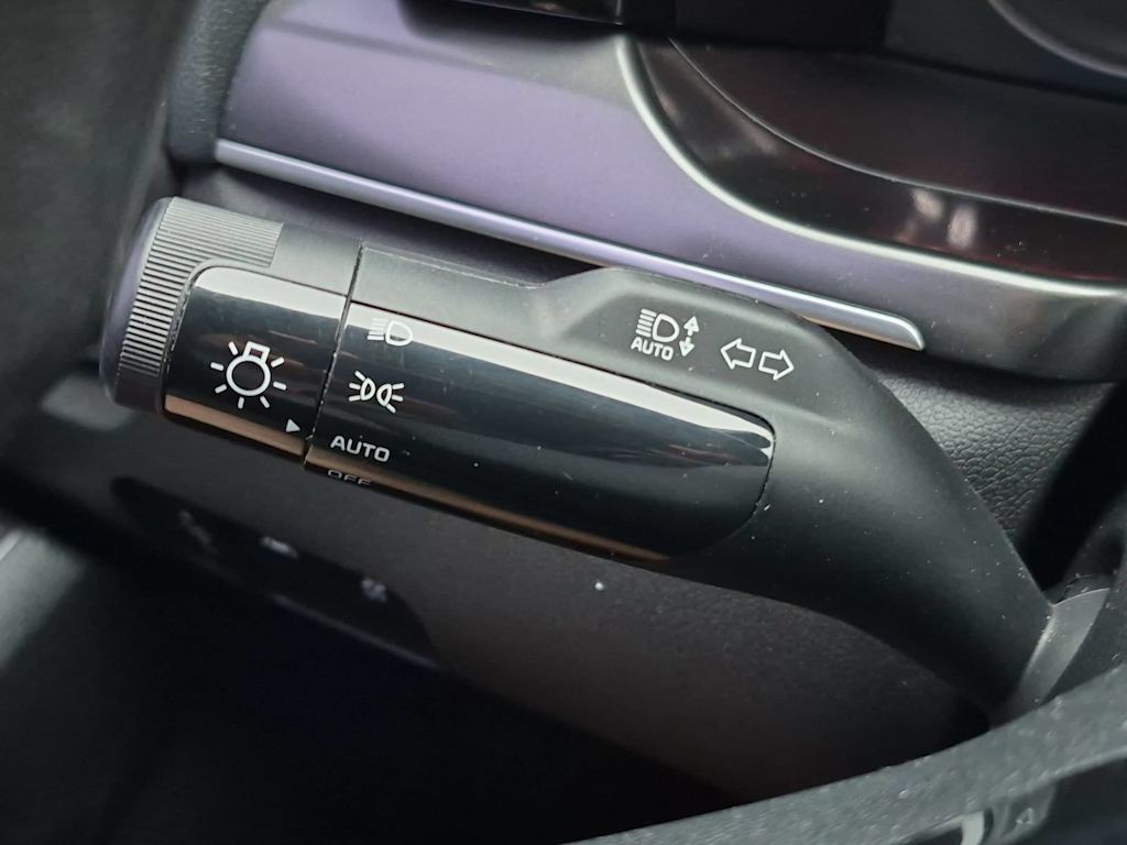 Thumbnail: 2023 Kia Sorento - 15