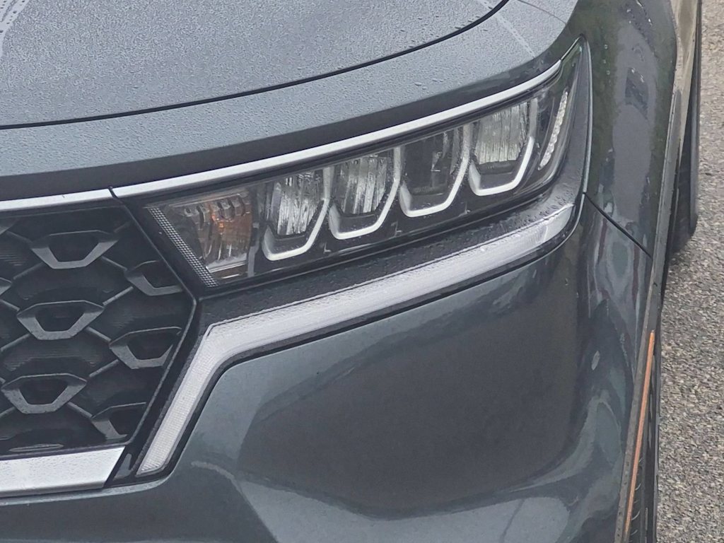 Thumbnail: 2023 Kia Sorento - 22