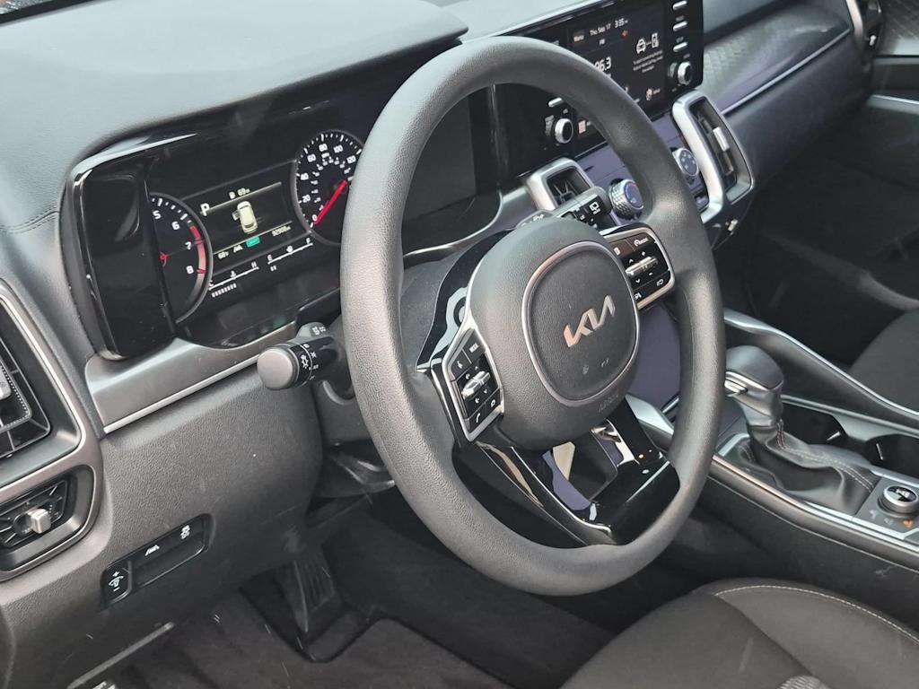 Thumbnail: 2023 Kia Sorento - 2