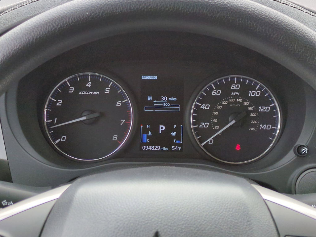 Thumbnail: 2018 Mitsubishi Outlander - 15