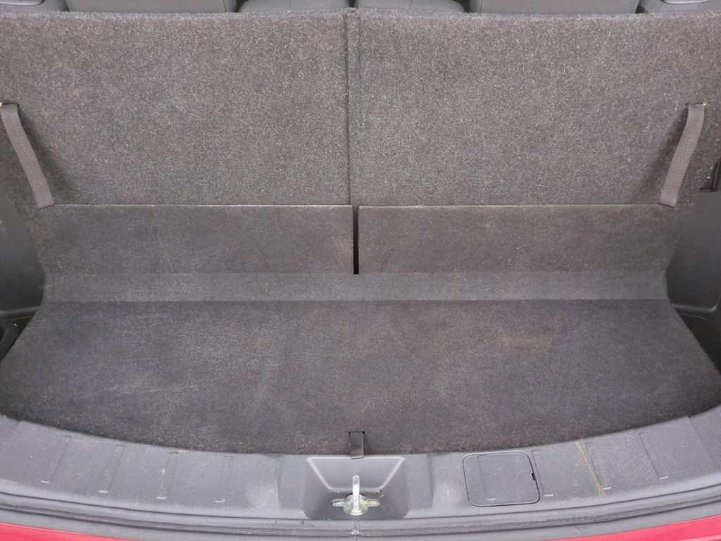 Thumbnail: 2018 Mitsubishi Outlander - 16