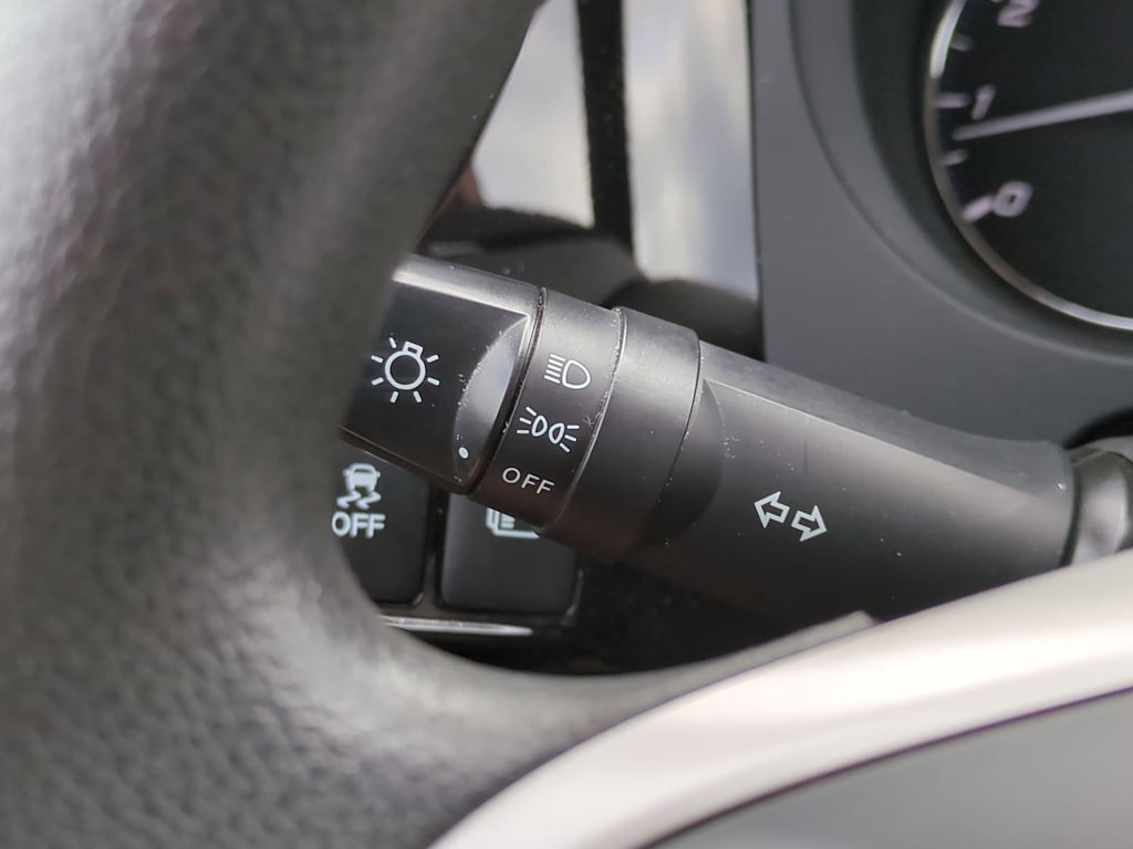 Thumbnail: 2018 Mitsubishi Outlander - 31