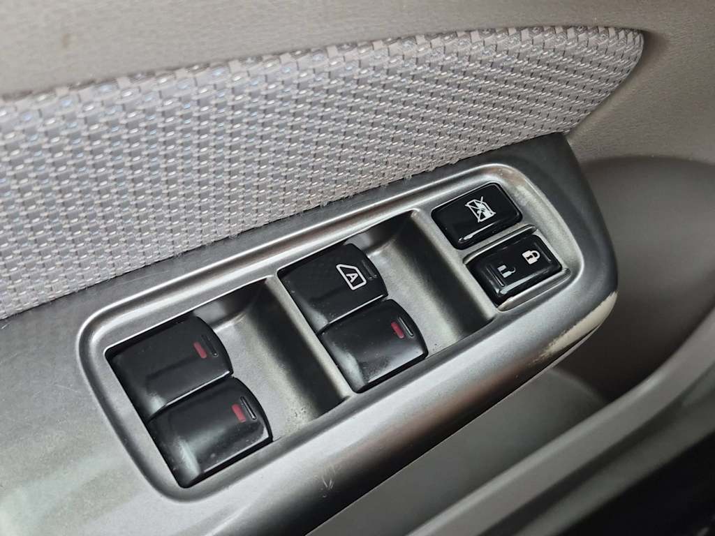Thumbnail: 2011 Subaru Forester - 31