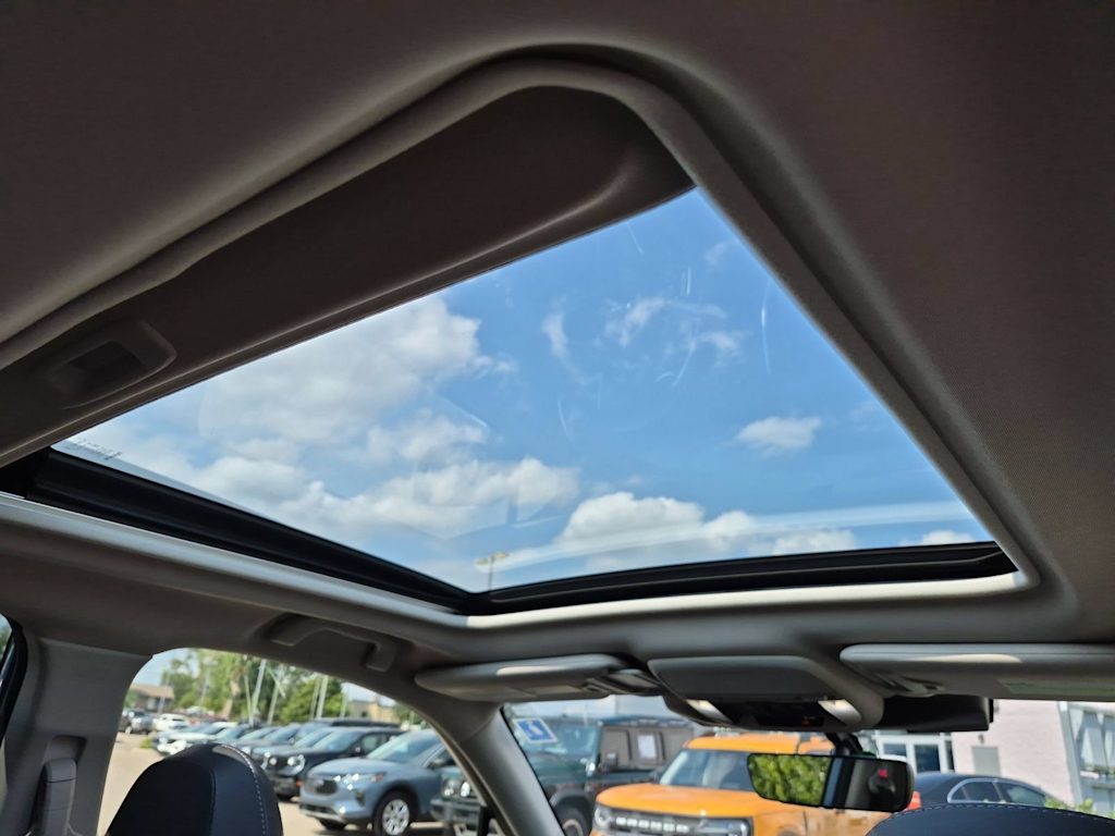 Thumbnail: 2022 Subaru Forester - 30