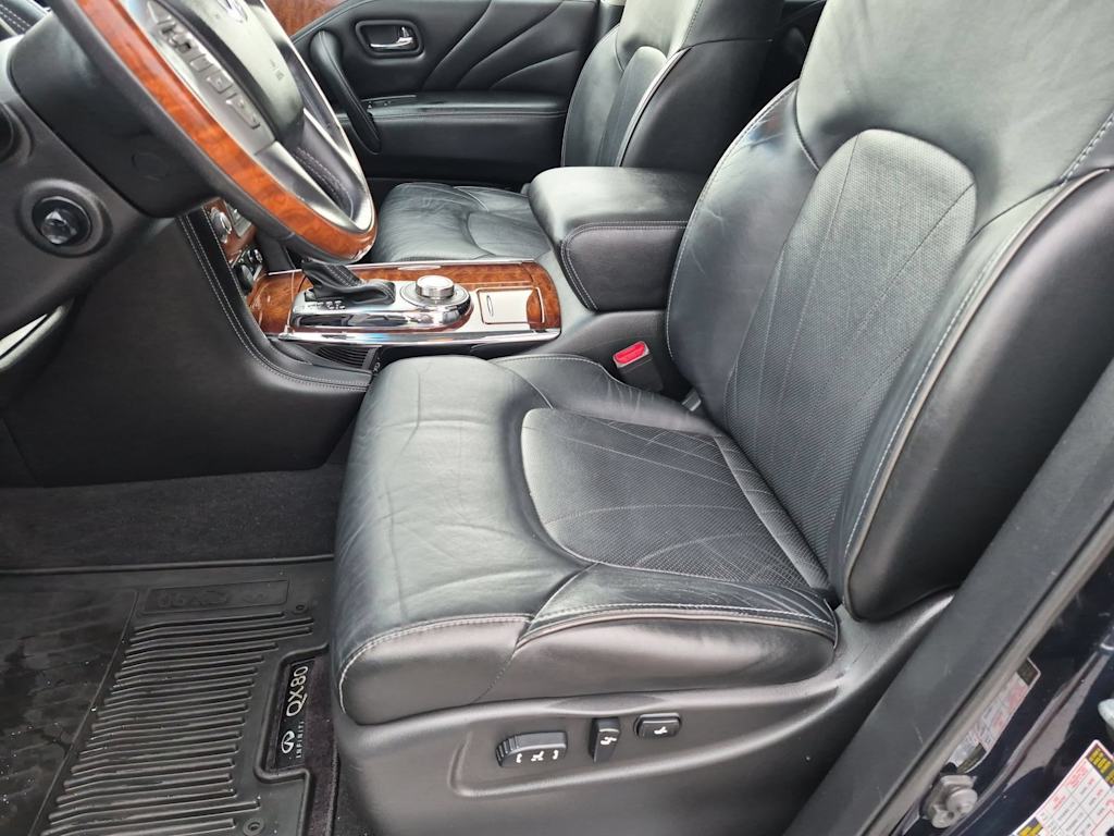 Thumbnail: 2015 INFINITI QX80 - 10