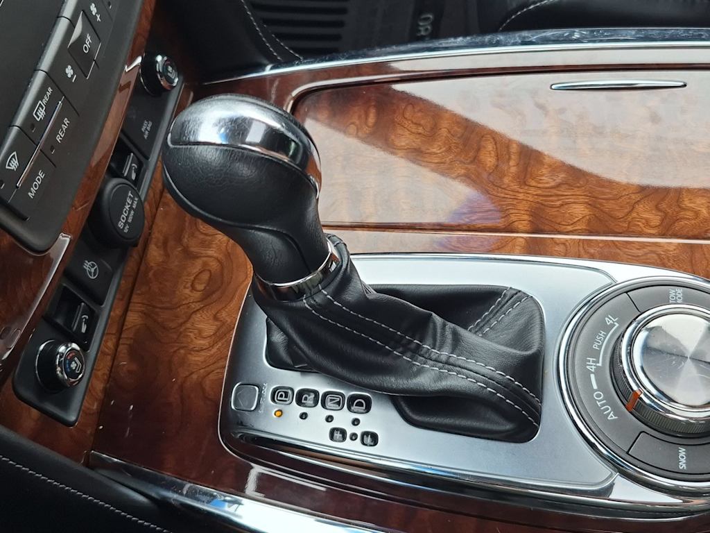 Thumbnail: 2015 INFINITI QX80 - 36