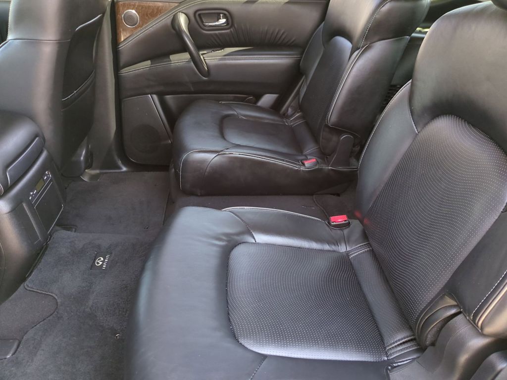 Thumbnail: 2016 INFINITI QX80 - 23