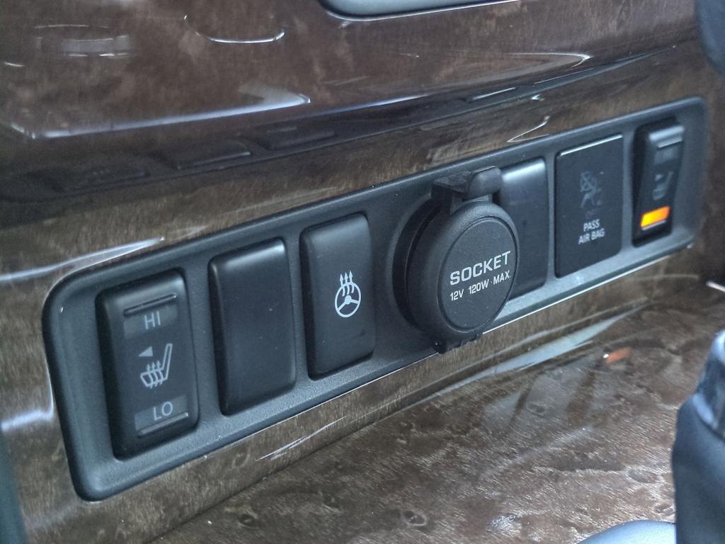 Thumbnail: 2016 INFINITI QX80 - 32
