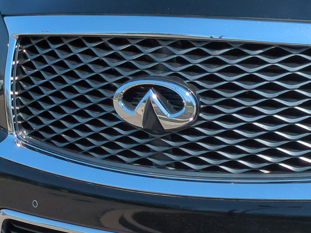 Thumbnail: 2016 INFINITI QX80 - 6
