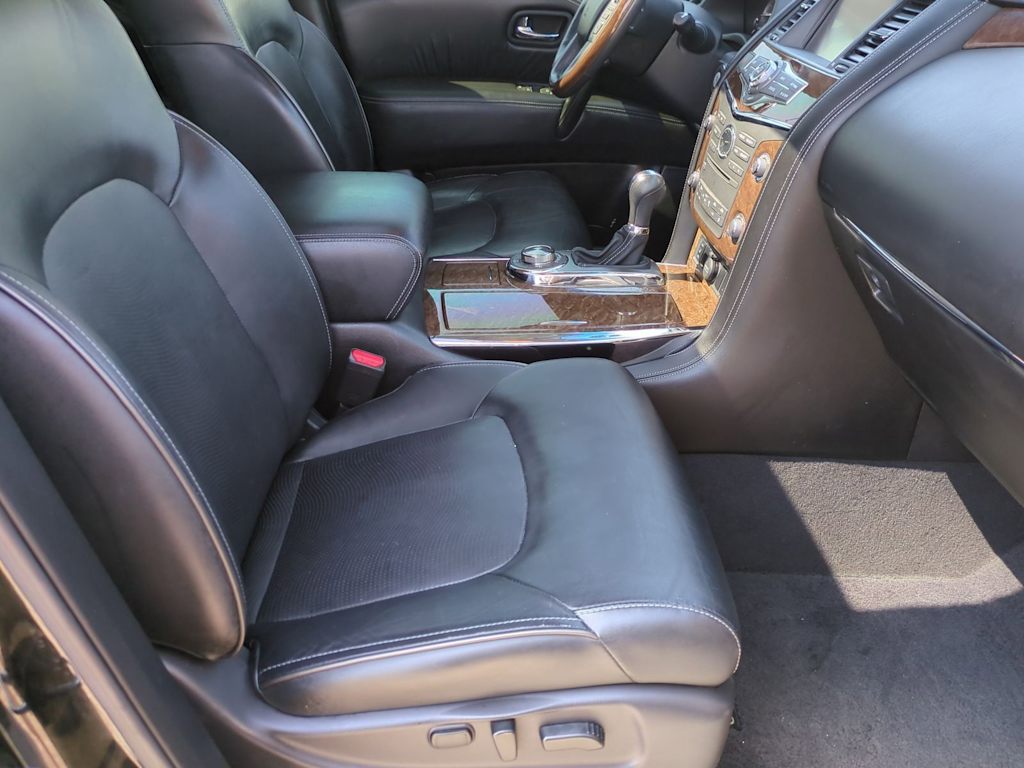 Thumbnail: 2016 INFINITI QX80 - 10