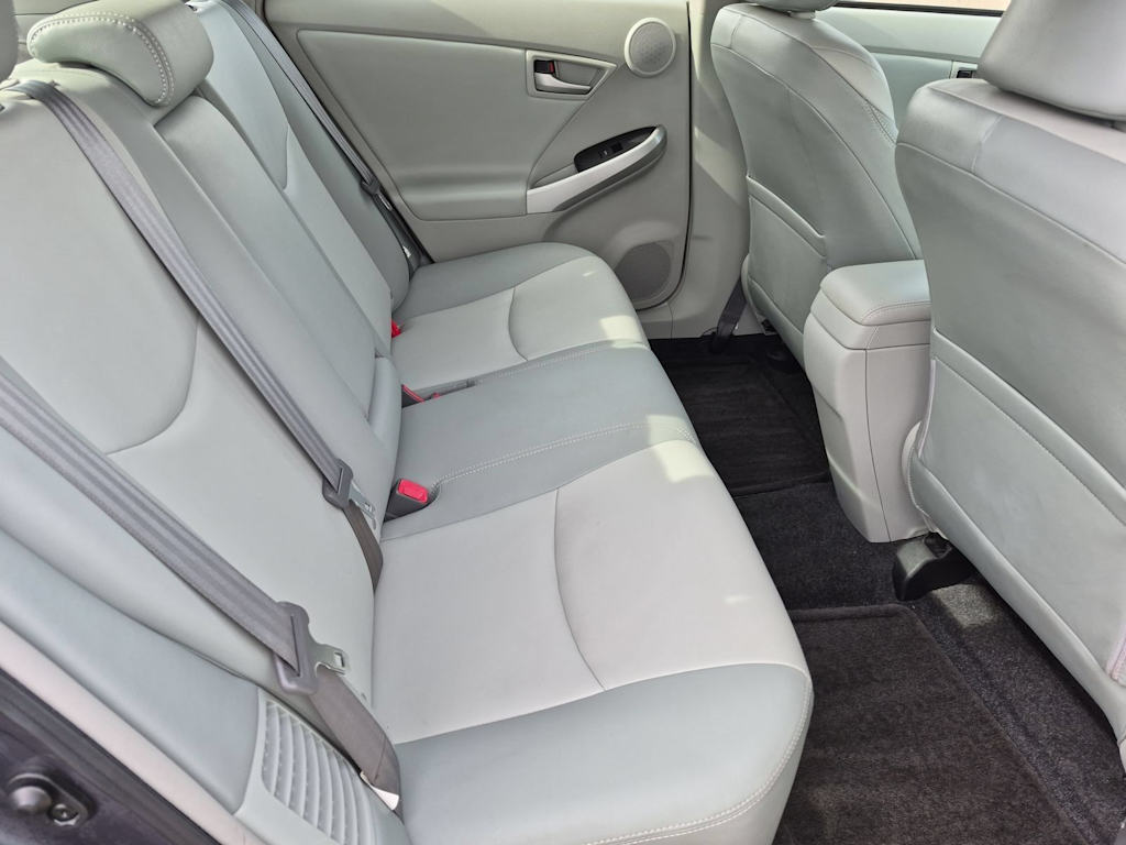 Thumbnail: 2013 Toyota Prius - 26