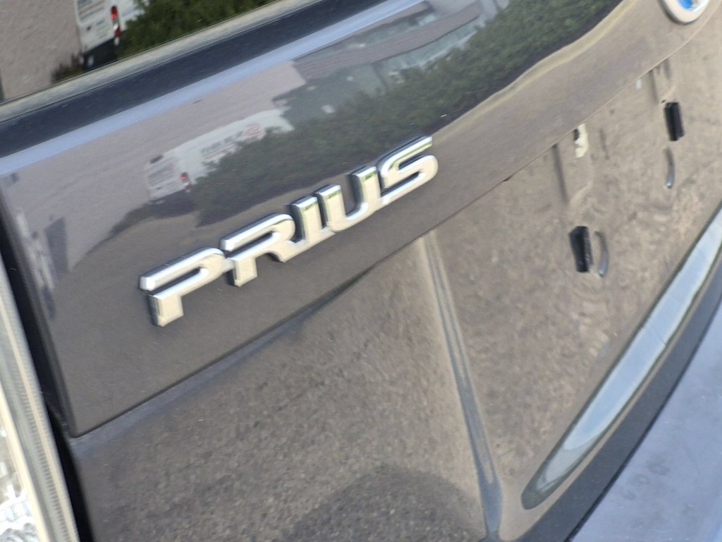 Thumbnail: 2013 Toyota Prius - 23