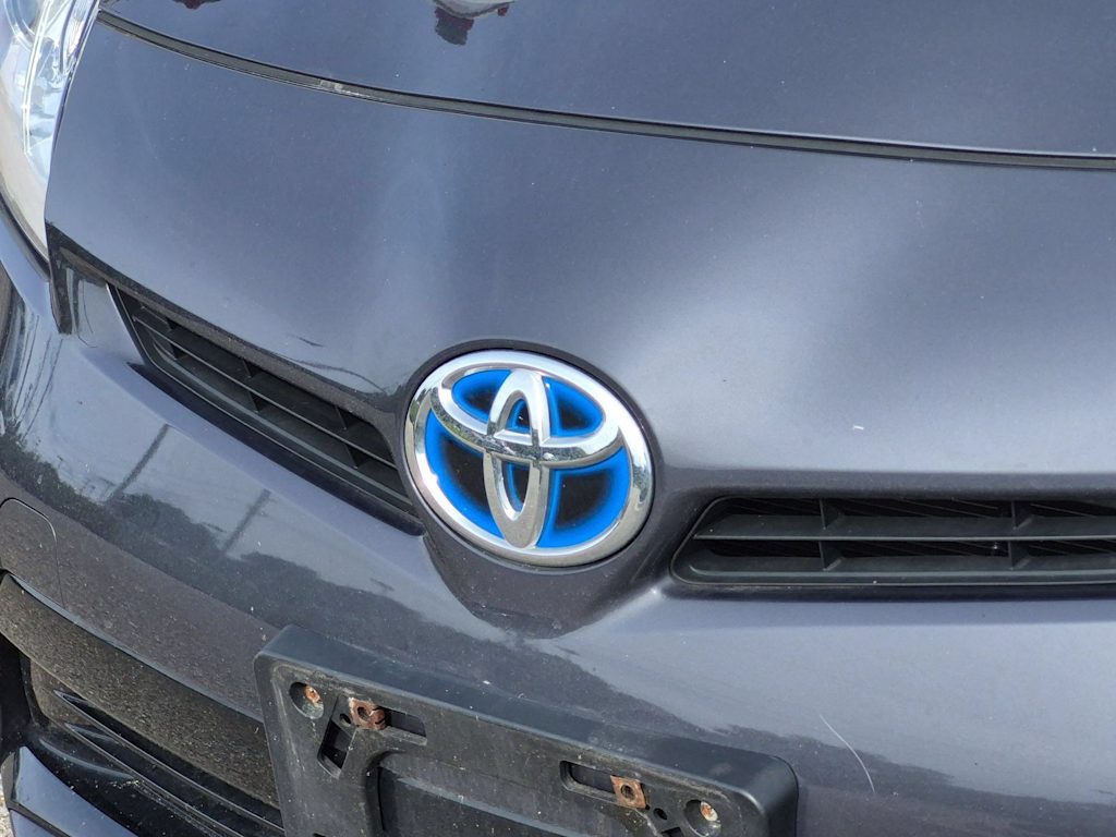 Thumbnail: 2013 Toyota Prius - 6