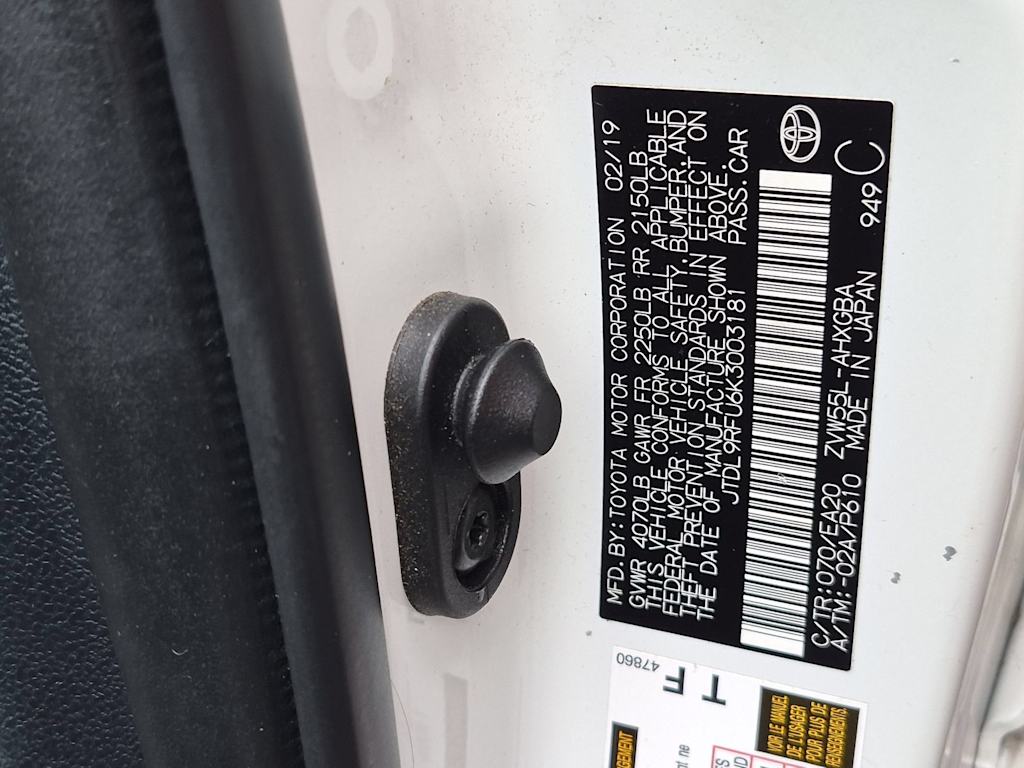 Thumbnail: 2019 Toyota Prius - 19