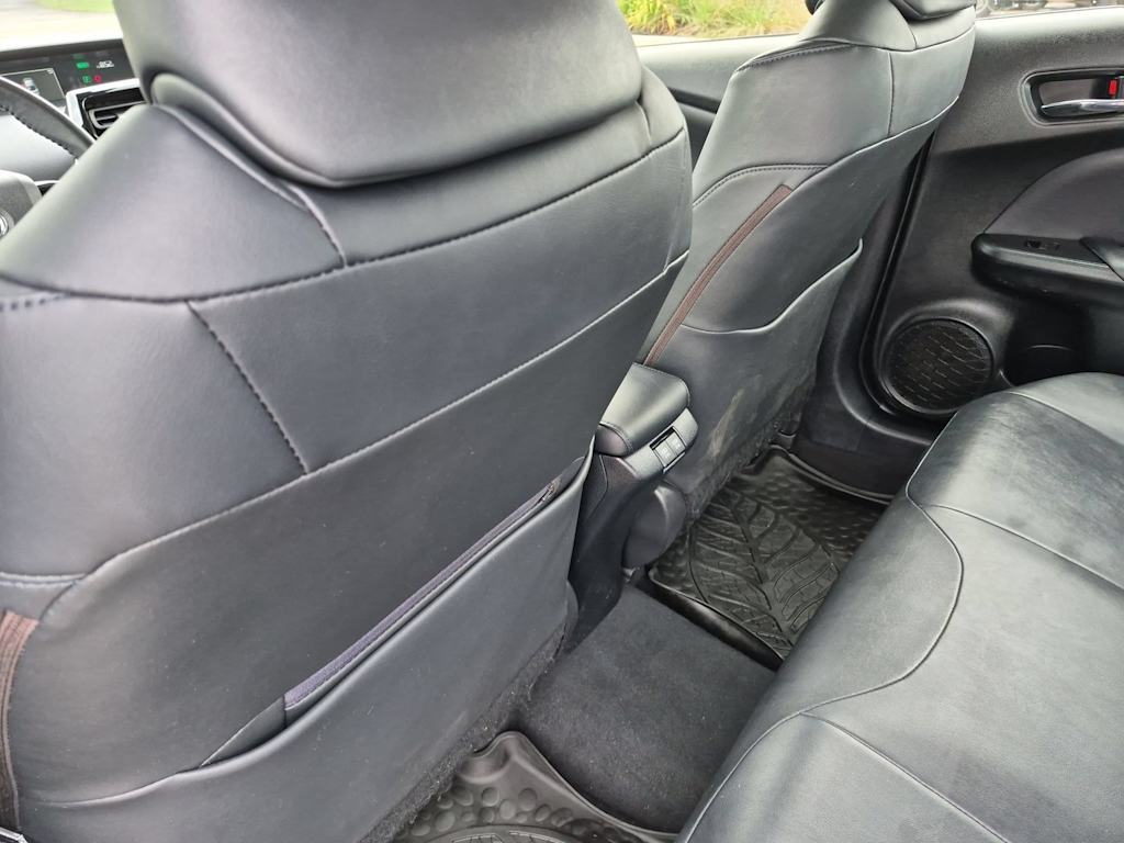 Thumbnail: 2019 Toyota Prius - 12
