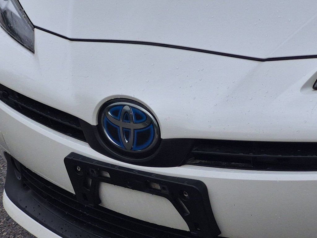 Thumbnail: 2019 Toyota Prius - 7