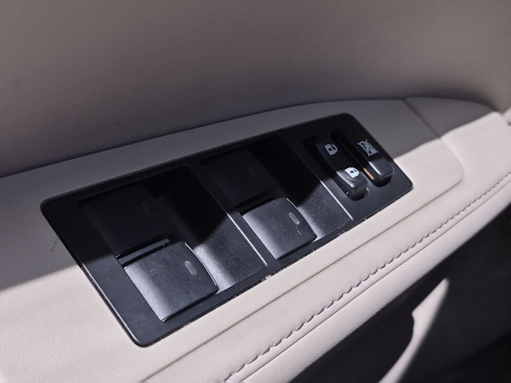 Thumbnail: 2013 Lexus ES - 35
