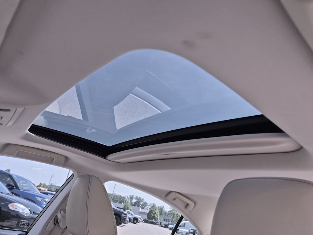 Thumbnail: 2013 Lexus ES - 26
