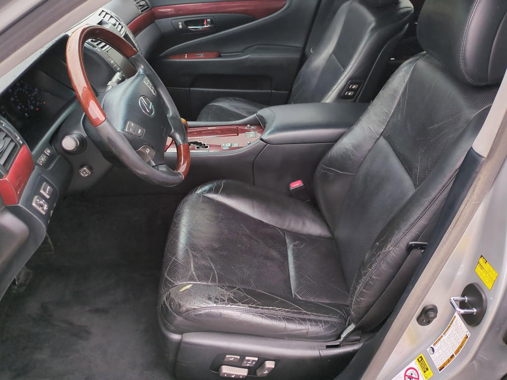Thumbnail: 2008 Lexus LS - 10