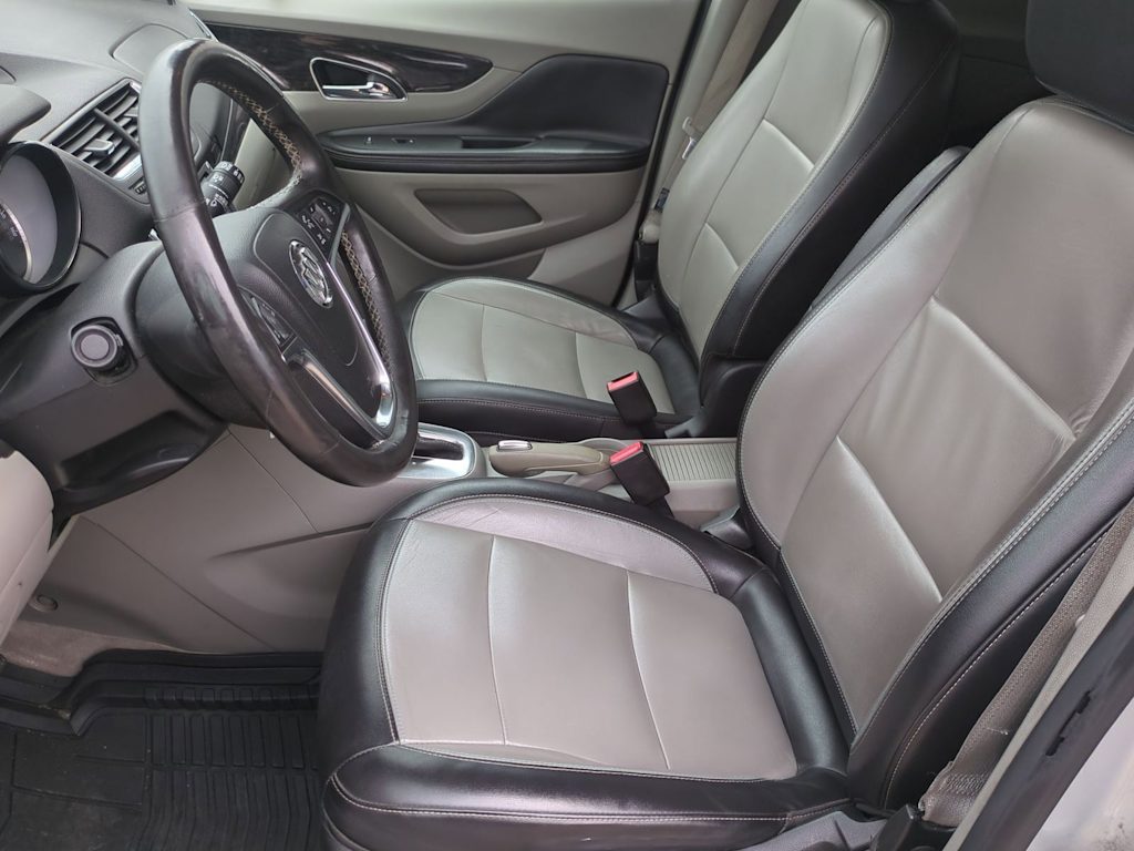 Thumbnail: 2015 Buick Encore - 10